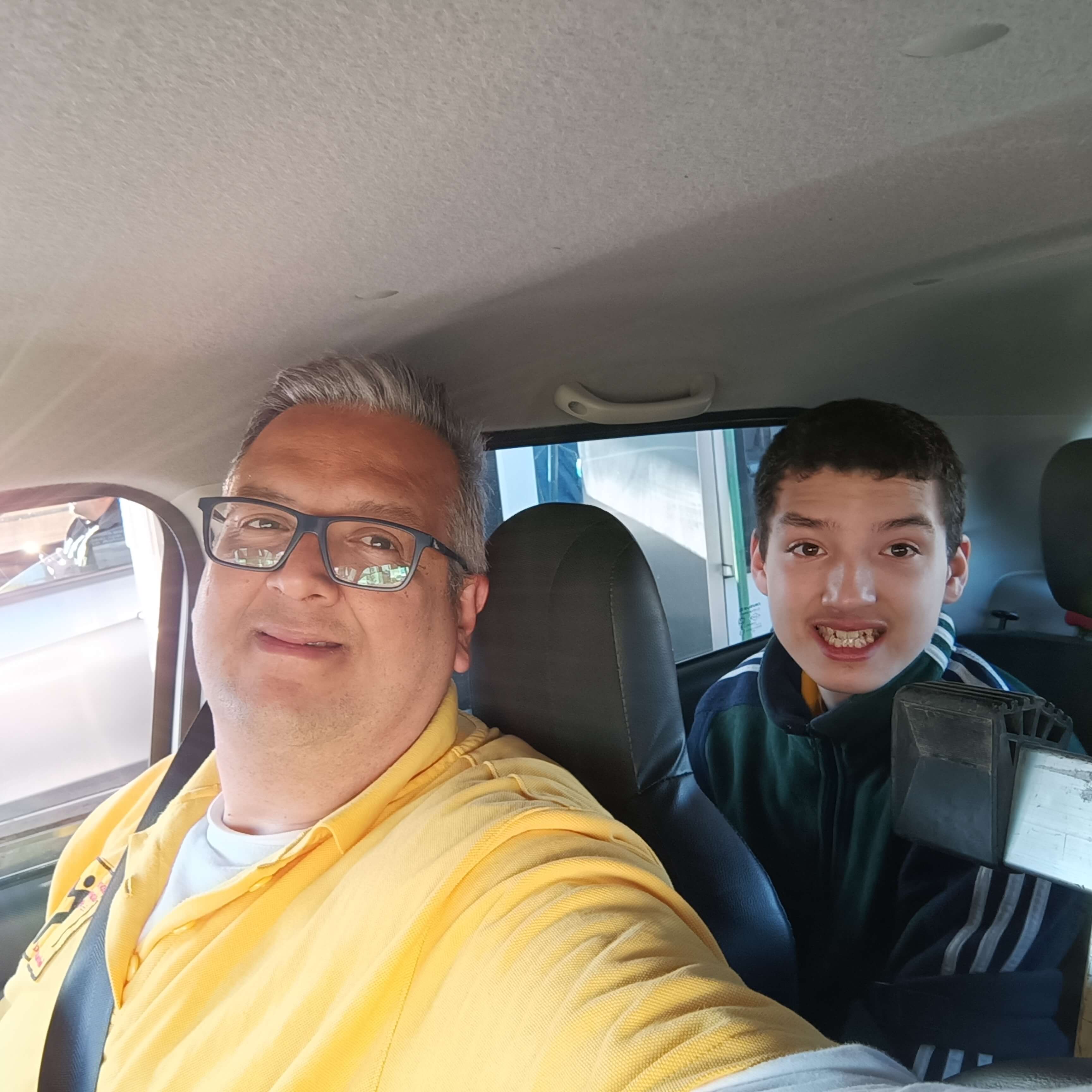 Luis Hurtado y familia